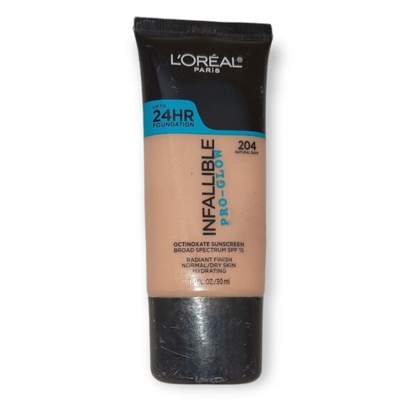 L'Oreal Paris Infallible Pro Glow Foundation SPF 15 Natural Buff 204 - Picture 8 of 8